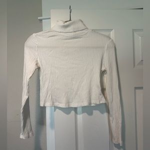 Ribbed Mock-Neck Longsleeve